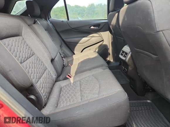 ✅ 2018 Chevrolet Equinox LT • VIN: 2GNAXJEV6J6105765 • Lot: 80897515. Listed on Copart with 166,562 mi. Free auction sales archive from the USA and detailed vehicle history report at DreamBid. Image 11.