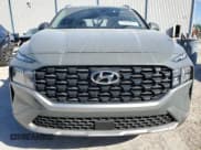 ✅ 2023 Hyundai Santa Fe SEL • VIN: 5NMS2DAJ1PH494557 • Lot: 75985053. Wystawiony na Copart z przebiegiem 9 402 mil. Bezpłatny archiwum sprzedaży aukcyjnych z USA i szczegółowy raport historii pojazdu na DreamBid. Zdjęcie 5.