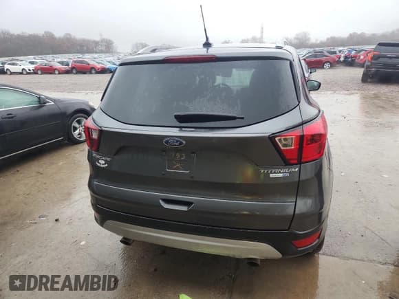✅ 2019 Ford Escape Titanium • VIN: 1FMCU9J97KUA81783 • Lot: 93259675. Listed on Copart with 116,136 mi. Free auction sales archive from the USA and detailed vehicle history report at DreamBid. Image 6.
