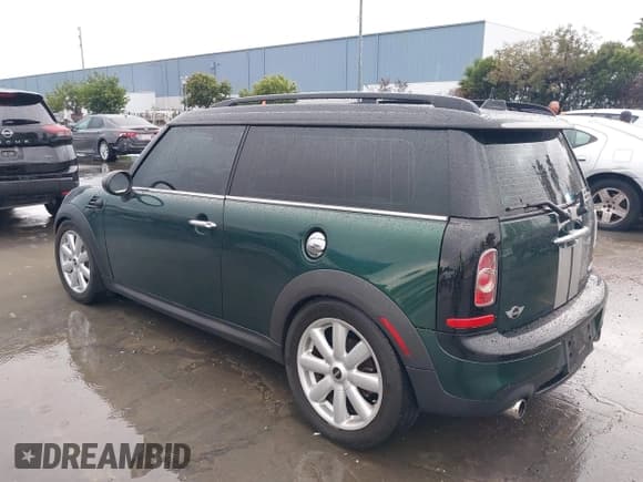 ✅ 2012 MINI Clubman S • VIN: WMWZG3C56CTY32213 • Lot: 43707717. Wystawiony na IAAI z przebiegiem 174 199 mil. Bezpłatny archiwum sprzedaży aukcyjnych z USA i szczegółowy raport historii pojazdu na DreamBid. Zdjęcie 3.