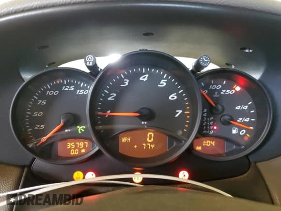 ✅ 1997 Porsche Boxster • VIN: WP0CA2984VS621932 • Lot: 85289465. Wystawiony na Copart z przebiegiem 35 797 mil. Bezpłatny archiwum sprzedaży aukcyjnych z USA i szczegółowy raport historii pojazdu na DreamBid. Zdjęcie 9.