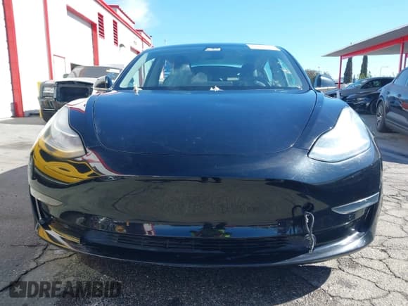 ✅ 2018 Tesla Model 3 Long Range Battery • VIN: 5YJ3E1EB5JF127862 • Lot: 42866317. Listed on IAAI with 35,786 mi. Free auction sales archive from the USA and detailed vehicle history report at DreamBid. Image 12.