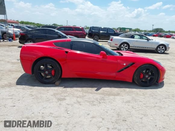 ✅ 2015 Chevrolet Corvette 1LT • VIN: 1G1YA2D76F5122773 • Lot: 42688264. Listed on IAAI with 159,405 mi. Free auction sales archive from the USA and detailed vehicle history report at DreamBid. Image 13.