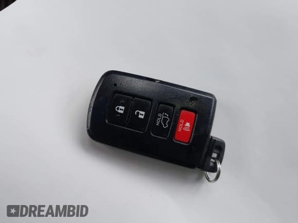 ✅ 2017 Toyota RAV4 Limited • VIN: 2T3DFREV7HW541210 • Lot: 43582602. Listed on IAAI with 87,882 mi. Free auction sales archive from the USA and detailed vehicle history report at DreamBid. Image 11.