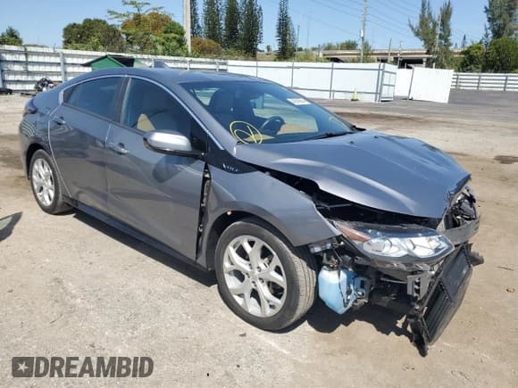 ✅ 2018 Chevrolet Volt Premier • VIN: 1G1RD6S58JU123829 • Lot: 46008584. Wystawiony na Copart z przebiegiem 38 637 mil. Bezpłatny archiwum sprzedaży aukcyjnych z USA i szczegółowy raport historii pojazdu na DreamBid. Zdjęcie 4.