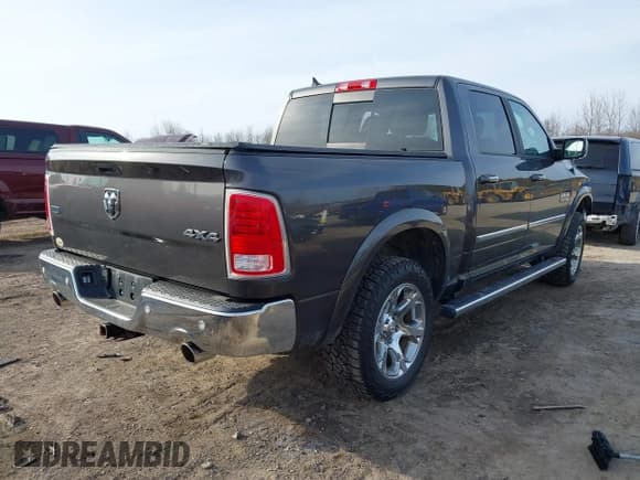 ✅ 2017 Ram 1500 Laramie • VIN: 1C6RR7NTXHS660854 • Lot: 41782169. Listed on IAAI with 72,174 mi. Free auction sales archive from the USA and detailed vehicle history report at DreamBid. Image 4.