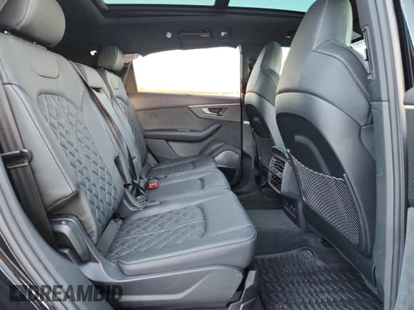 ✅ 2025 Audi SQ7 Prestige • VIN: WA1VWBF76SD011515 • Lot: 81989095. Listed on Copart with 15,958 mi. Free auction sales archive from the USA and detailed vehicle history report at DreamBid. Image 11.