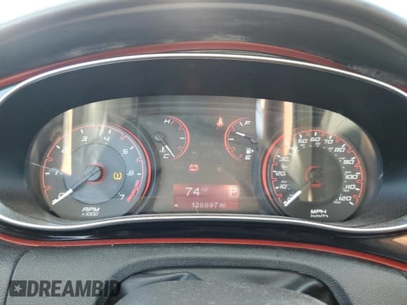 ✅ 2015 Dodge Dart SXT • VIN: 1C3CDFBB2FD373744 • Лот: 85342695. Опубликован ранее на Copart с пробегом 128 897 миль. Бесплатный доступ к архиву аукционных продаж из США и подробный отчёт об истории автомобиля на DreamBid. Изображение 9.