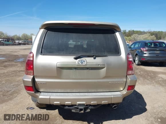 ✅ 2005 Toyota 4Runner Limited • VIN: JTEZT17R658006723 • Лот: 41868309. Опубликован ранее на IAAI с пробегом 226 465 миль. Бесплатный доступ к архиву аукционных продаж из США и подробный отчёт об истории автомобиля на DreamBid. Изображение 16.