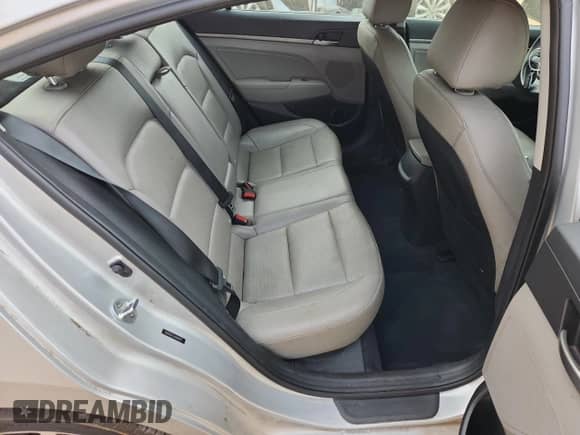 2018 Hyundai Elantra SEL с VIN 5NPD84LF3JH268403, выставлен на аукционе Copart как лот 85160585 с пробегом 65 360 миль миль и Списание • Salvage title. История ставок и продаж доступна на DreamBid. Изображение 10.