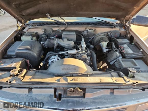 ✅ 1996 Chevrolet Silverado 1500 • VIN: 2GCEK19R5T1111160 • Лот: 92922815. Опубликован ранее на Copart с пробегом 386 454 миль. Бесплатный доступ к архиву аукционных продаж из США и подробный отчёт об истории автомобиля на DreamBid. Изображение 11.