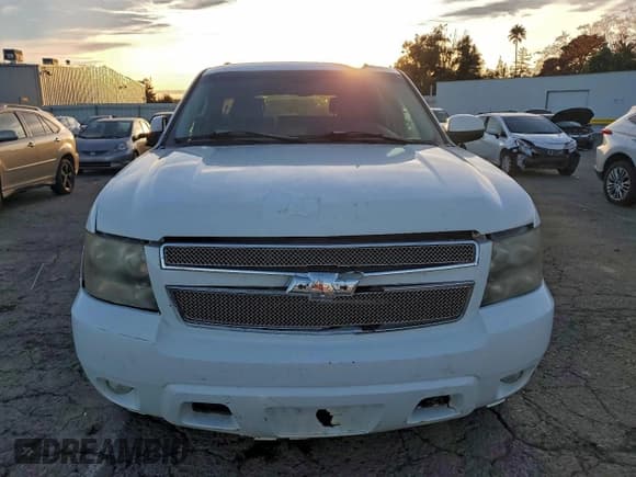 ✅ 2007 Chevrolet Tahoe LT • VIN: 1GNFK13067J295137 • Lot: 95393135. Wystawiony na Copart z przebiegiem Nie podano. Bezpłatny archiwum sprzedaży aukcyjnych z USA i szczegółowy raport historii pojazdu na DreamBid. Zdjęcie 5.