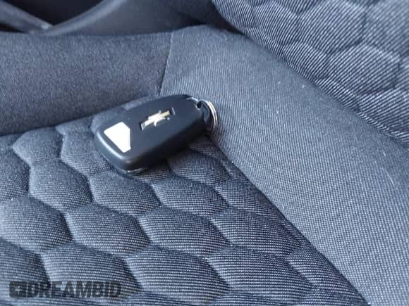 2021 Chevrolet Equinox LT с VIN 3GNAXKEV0ML382515, выставлен на аукционе IAAI как лот 43213145 с пробегом 59 463 миль миль и . История ставок и продаж доступна на DreamBid. Изображение 11.