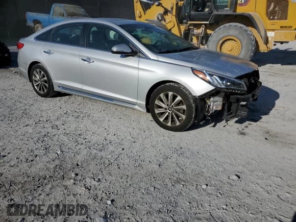 ✅ 2016 Hyundai Sonata Sport • VIN: 5NPE34AF9GH432946 • Лот: 46652813. Опубликован ранее на Copart с пробегом 86 497 миль. Бесплатный доступ к архиву аукционных продаж из США и подробный отчёт об истории автомобиля на DreamBid. Изображение 4.