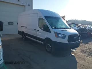 ✅ 2019 Ford Transit • VIN: 1FTBW3XM9KKA91522 • Lot: 43187935. Wystawiony na IAAI z przebiegiem 243 521 mil. Bezpłatny archiwum sprzedaży aukcyjnych z USA i szczegółowy raport historii pojazdu na DreamBid. Zdjęcie 1.