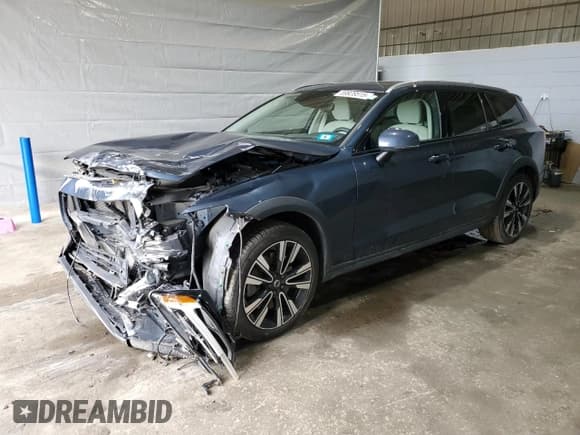 ✅ 2022 Volvo V60 • VIN: YV4102WK1N2092446 • Lot: 59928515. Wystawiony na Copart z przebiegiem 24 451 mil. Bezpłatny archiwum sprzedaży aukcyjnych z USA i szczegółowy raport historii pojazdu na DreamBid. Zdjęcie 1.