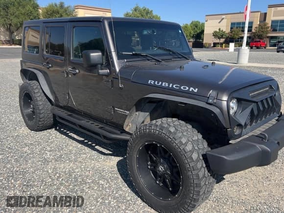 ✅ 2018 Jeep Wrangler Unlimited Rubicon Recon • VIN: 1C4BJWFG2JL912349 • Lot: 81070545. Wystawiony na Copart z przebiegiem 49 781 mil. Bezpłatny archiwum sprzedaży aukcyjnych z USA i szczegółowy raport historii pojazdu na DreamBid. Zdjęcie 1.