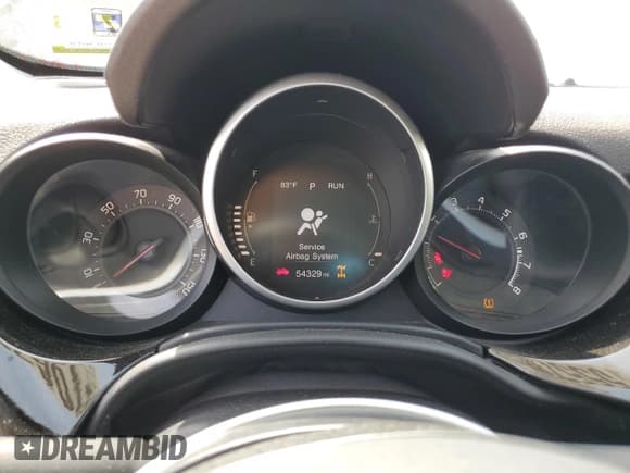 ✅ 2016 FIAT 500X Easy • VIN: ZFBCFYBT0GP334854 • Lot: 55579675. Listed on Copart with 54,329 mi. Free auction sales archive from the USA and detailed vehicle history report at DreamBid. Image 9.