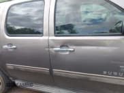 ✅ 2011 Chevrolet Suburban LT • VIN: 1GNSCJE03BR267184 • Lot: 42156424. Listed on IAAI with 307,618 mi. Free auction sales archive from the USA and detailed vehicle history report at DreamBid. Image 13.