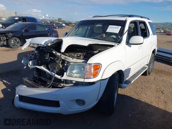 ✅ 2002 Toyota Sequoia Limited • VIN: 5TDZT38A92S091623 • Лот: 43525051. Опубликован ранее на IAAI с пробегом 321 093 миль. Бесплатный доступ к архиву аукционных продаж из США и подробный отчёт об истории автомобиля на DreamBid. Изображение 2.