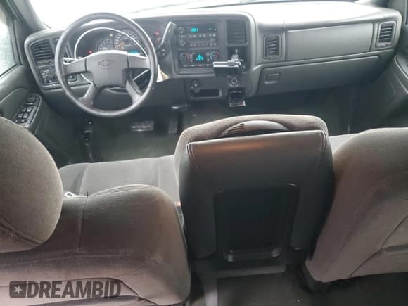 ✅ 2006 Chevrolet Silverado 1500HD LT2 • VIN: 1GCGK13U86F134726 • Лот: 93212235. Опубликован ранее на Copart с пробегом 39 299 миль. Бесплатный доступ к архиву аукционных продаж из США и подробный отчёт об истории автомобиля на DreamBid. Изображение 8.