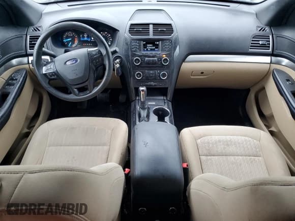 ✅ 2017 Ford Explorer • VIN: 1FM5K8BH2HGB48585 • Lot: 69633345. Wystawiony na Copart z przebiegiem 138 785 mil. Bezpłatny archiwum sprzedaży aukcyjnych z USA i szczegółowy raport historii pojazdu na DreamBid. Zdjęcie 8.