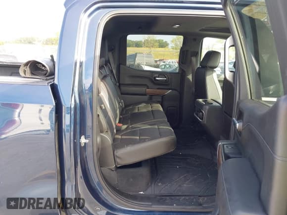 ✅ 2019 Chevrolet Silverado 1500 High Country • VIN: 3GCUYHEL7KG134157 • Лот: 43233782. Опубликован ранее на IAAI с пробегом 92 882 миль. Бесплатный доступ к архиву аукционных продаж из США и подробный отчёт об истории автомобиля на DreamBid. Изображение 8.