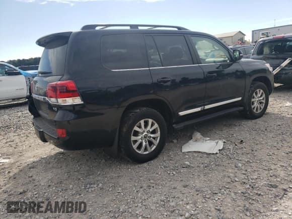 ✅ 2018 Toyota Land Cruiser • VIN: JTMCY7AJ7J4064598 • Лот: 65895265. Опубликован ранее на Copart с пробегом 103 471 миль. Бесплатный доступ к архиву аукционных продаж из США и подробный отчёт об истории автомобиля на DreamBid. Изображение 3.