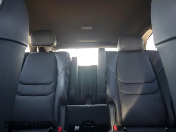 ✅ 2021 Mazda CX-9 Grand Touring • VIN: JM3TCBDY3M0538592 • Lot: 81270955. Wystawiony na Copart z przebiegiem Nie podano. Bezpłatny archiwum sprzedaży aukcyjnych z USA i szczegółowy raport historii pojazdu na DreamBid. Zdjęcie 10.