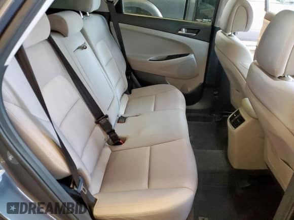 2018 Hyundai Tucson Limited z VIN KM8J33A20JU629308, wystawiony jako Copart lot #67594185 z przebiegiem 84 063 mil mil oraz Szkoda całkowita • Salvage title. Historia ofert i sprzedaży dostępna na DreamBid. Obrazek 11.