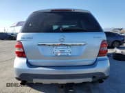 ✅ 2007 Mercedes-Benz M 350 • VIN: 4JGBB86E07A178091 • Lot: 81961945. Wystawiony na Copart z przebiegiem 212 875 mil. Bezpłatny archiwum sprzedaży aukcyjnych z USA i szczegółowy raport historii pojazdu na DreamBid. Zdjęcie 6.