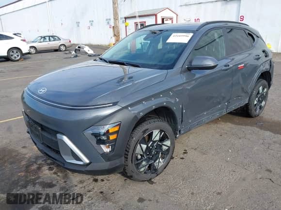 2024 Hyundai Kona SEL with VIN KM8HBCAB1RU042595, listed as a IAAI auction lot 43105996 with 8,901 mi miles and . Bid and sale history available at DreamBid. Image 2.