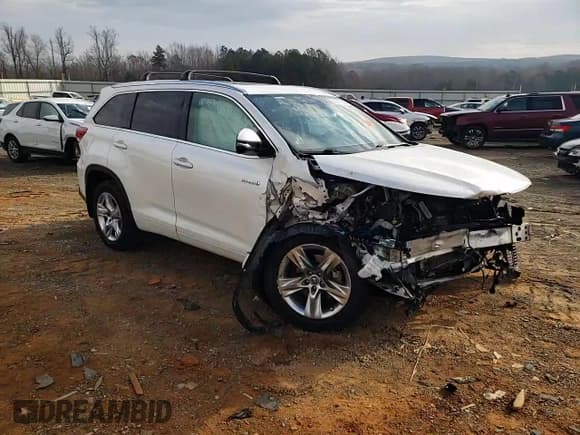 ✅ 2017 Toyota Highlander Hybrid Limited • VIN: 5TDDGRFH5HS027671 • Lot: 93481965. Listed on Copart with 106,283 mi. Free auction sales archive from the USA and detailed vehicle history report at DreamBid. Image 14.