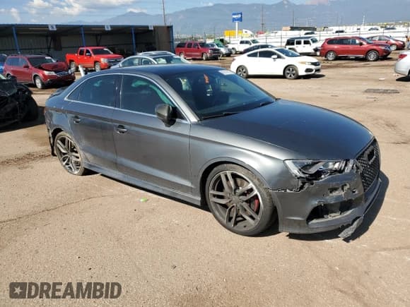 ✅ 2015 Audi S3 Premium Plus • VIN: WAUBFGFFXF1044518 • Lot: 60318135. Wystawiony na Copart z przebiegiem 123 478 mil. Bezpłatny archiwum sprzedaży aukcyjnych z USA i szczegółowy raport historii pojazdu na DreamBid. Zdjęcie 4.