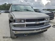 ✅ 1999 Chevrolet Suburban • VIN: 1GNFK16R5XJ387107 • Лот: 95286085. Опубликован ранее на Copart с пробегом 140 223 миль. Бесплатный доступ к архиву аукционных продаж из США и подробный отчёт об истории автомобиля на DreamBid. Изображение 5.