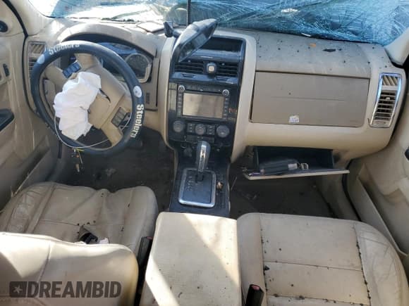 ✅ 2012 Ford Escape Limited • VIN: 1FMCU0E73CKA12803 • Lot: 91353735. Listed on Copart with Not provided. Free auction sales archive from the USA and detailed vehicle history report at DreamBid. Image 8.