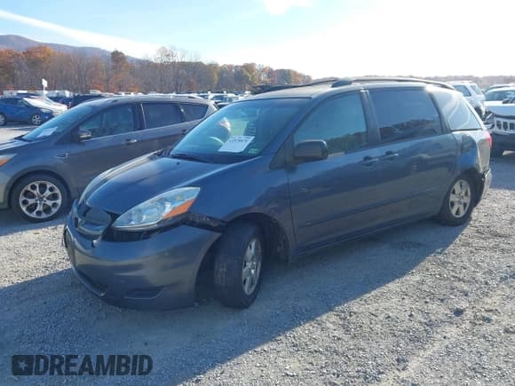 ✅ 2009 Toyota Sienna CE • VIN: 5TDZK23C89S269683 • Lot: 43575971. Listed on IAAI with 337,172 mi. Free auction sales archive from the USA and detailed vehicle history report at DreamBid. Image 2.
