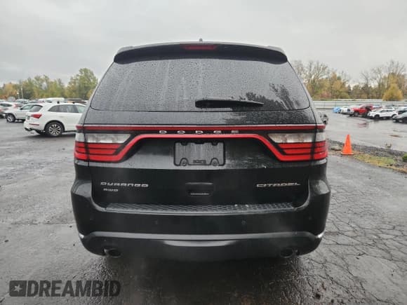 ✅ 2015 Dodge Durango Citadel • VIN: 1C4RDJEG3FC826985 • Lot: 91127805. Wystawiony na Copart z przebiegiem 35 006 mil. Bezpłatny archiwum sprzedaży aukcyjnych z USA i szczegółowy raport historii pojazdu na DreamBid. Zdjęcie 6.