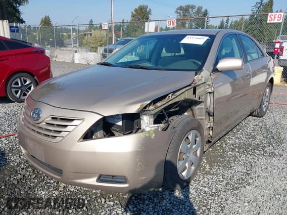 ✅ 2008 Toyota Camry LE • VIN: 4T4BE46K78R017765 • Lot: 43374065. Wystawiony na IAAI z przebiegiem 155 514 mil. Bezpłatny archiwum sprzedaży aukcyjnych z USA i szczegółowy raport historii pojazdu na DreamBid. Zdjęcie 6.