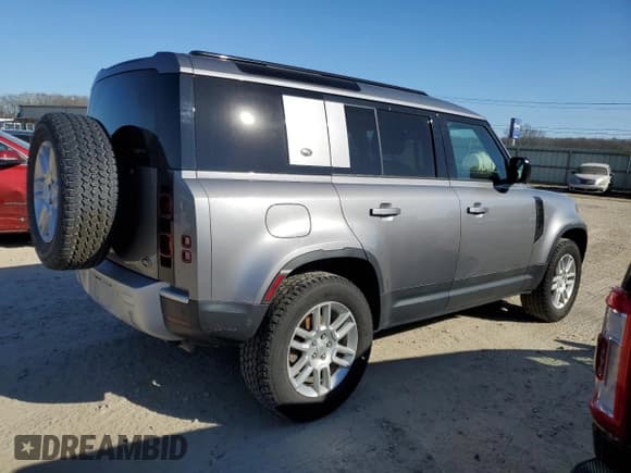 ✅ 2020 Land Rover Defender S • VIN: SALEJ7EX5L2020098 • Lot: 47258885. Wystawiony na Copart z przebiegiem 133 895 mil. Bezpłatny archiwum sprzedaży aukcyjnych z USA i szczegółowy raport historii pojazdu na DreamBid. Zdjęcie 3.