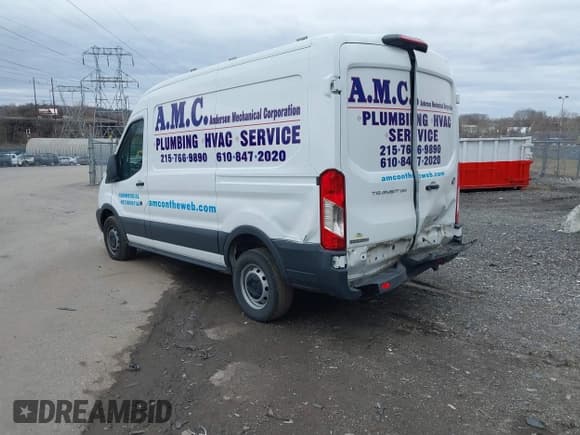 ✅ 2018 Ford Transit • VIN: 1FTYR1CM6JKB49306 • Lot: 41695457. Listed on IAAI with 121,124 mi. Free auction sales archive from the USA and detailed vehicle history report at DreamBid. Image 3.