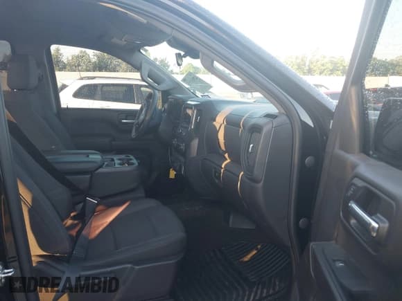 ✅ 2023 Chevrolet Silverado 1500 Custom Trail Boss • VIN: 3GCPDCEKXPG148290 • Lot: 42969215. Wystawiony na IAAI z przebiegiem 41 300 mil. Bezpłatny archiwum sprzedaży aukcyjnych z USA i szczegółowy raport historii pojazdu na DreamBid. Zdjęcie 5.