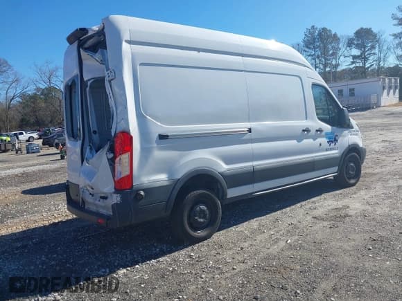 ✅ 2018 Ford Transit • VIN: 1FTYR2XM1JKA84204 • Lot: 41374202. Wystawiony na IAAI z przebiegiem 25 970 mil. Bezpłatny archiwum sprzedaży aukcyjnych z USA i szczegółowy raport historii pojazdu na DreamBid. Zdjęcie 4.