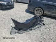 ✅ 2024 Tesla Model Y Long Range • VIN: 7SAYGDEE6RF074728 • Lot: 58555535. Wystawiony na Copart z przebiegiem 8 903 mil. Bezpłatny archiwum sprzedaży aukcyjnych z USA i szczegółowy raport historii pojazdu na DreamBid. Zdjęcie 12.