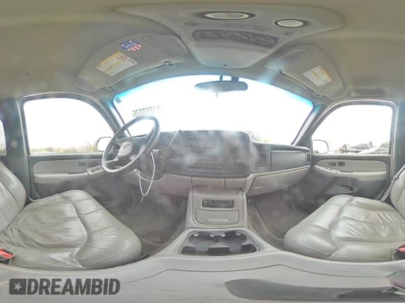 ✅ 2001 Chevrolet Suburban LT • VIN: 3GNFK16T71G165804 • Лот: 51233275. Опубликован ранее на Copart с пробегом Не указан. Бесплатный доступ к архиву аукционных продаж из США и подробный отчёт об истории автомобиля на DreamBid. Изображение 13.