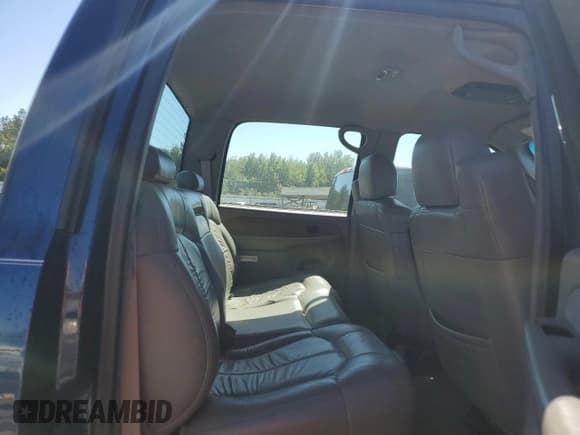 ✅ 2001 Chevrolet Silverado 2500HD LS • VIN: 1GCHK23U91F119073 • Lot: 72450744. Wystawiony na Copart z przebiegiem Nie podano. Bezpłatny archiwum sprzedaży aukcyjnych z USA i szczegółowy raport historii pojazdu na DreamBid. Zdjęcie 10.