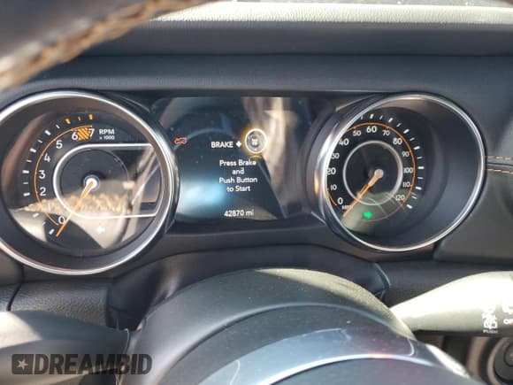 ✅ 2022 Jeep Wrangler Unlimited Sahara • VIN: 1C4HJXEN2NW173682 • Lot: 54405425. Listed on Copart with 42,870 mi. Free auction sales archive from the USA and detailed vehicle history report at DreamBid. Image 9.