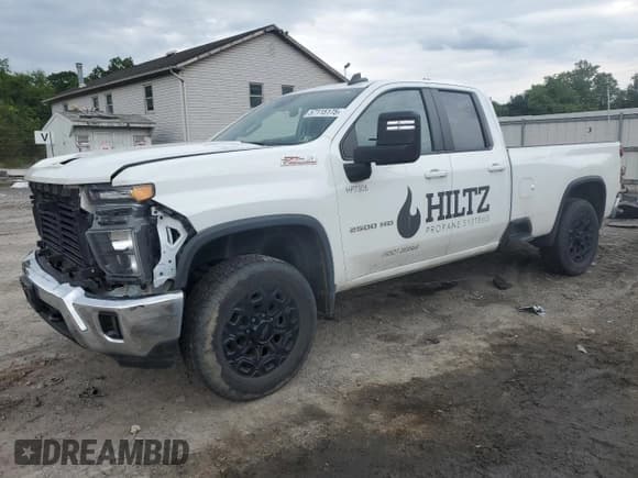 ✅ 2024 Chevrolet Silverado 2500HD LT • VIN: 1GC2YNE74RF107308 • Лот: 57115175. Опубликован ранее на Copart с пробегом 48 790 миль. Бесплатный доступ к архиву аукционных продаж из США и подробный отчёт об истории автомобиля на DreamBid. Изображение 1.