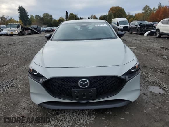 ✅ 2024 Mazda 3 S Select Sport • VIN: JM1BPAKM4R1704915 • Lot: 90291765. Wystawiony na Copart z przebiegiem 10 338 mil. Bezpłatny archiwum sprzedaży aukcyjnych z USA i szczegółowy raport historii pojazdu na DreamBid. Zdjęcie 5.