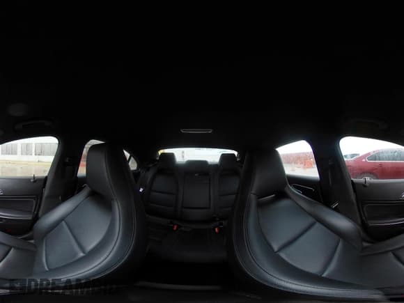 ✅ 2019 Mercedes-Benz CLA 250 • VIN: WDDSJ4EB5KN740274 • Лот: 43871829. Опубликован ранее на IAAI с пробегом 79 722 миль. Бесплатный доступ к архиву аукционных продаж из США и подробный отчёт об истории автомобиля на DreamBid. Изображение 19.